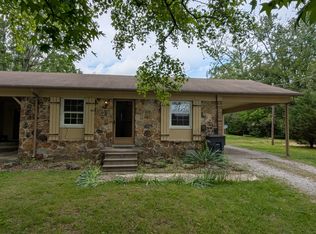 1012 Walton Ln, Cookeville, TN 38501