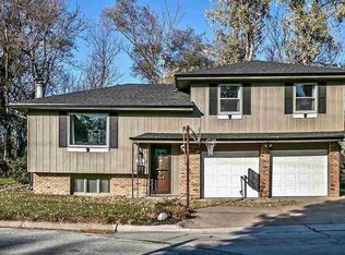 10 Royal Rd, Council Bluffs, IA 51503