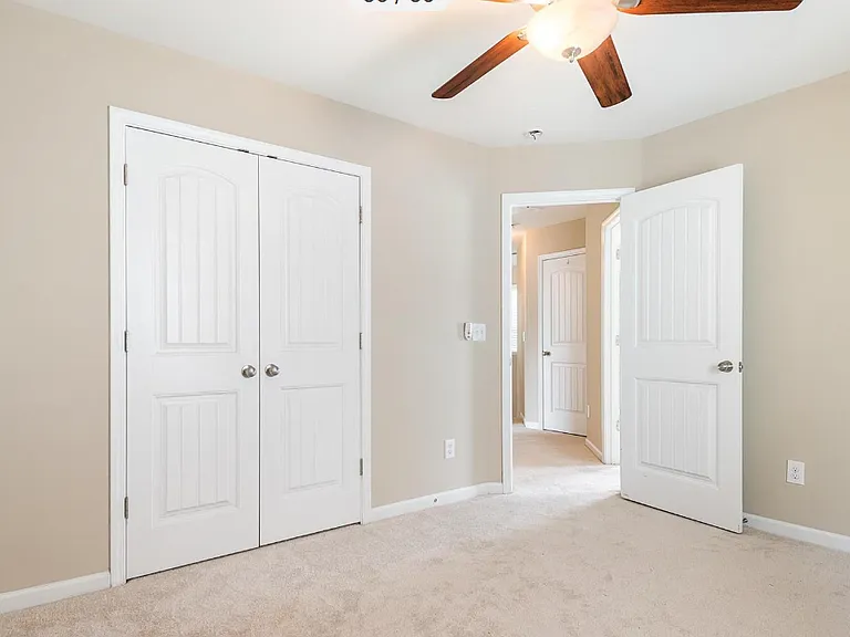 738 Keystone Park Dr — Photo 33