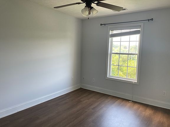 5th image of 100 Capstone Dr Unit 207