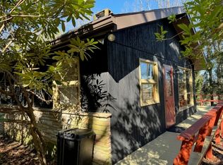 111 Jills Ln, Acme, PA 15610