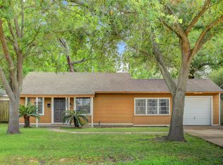 6625 Sivley St, Houston, TX 77055