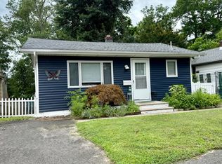 13 Middlesex Ave, Keyport, NJ 07735