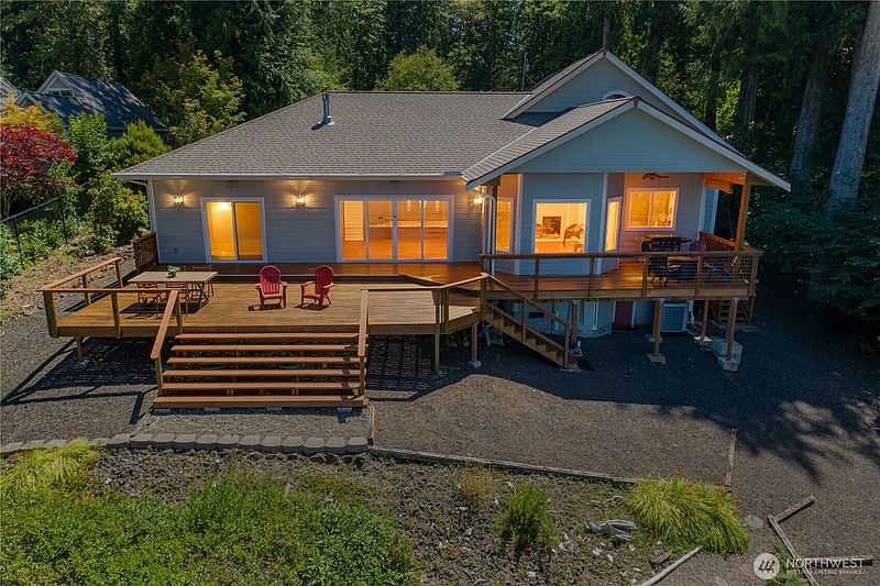 4th image of 860 E Sunset Road