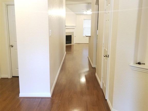 3rd image of 501 Renee Dr