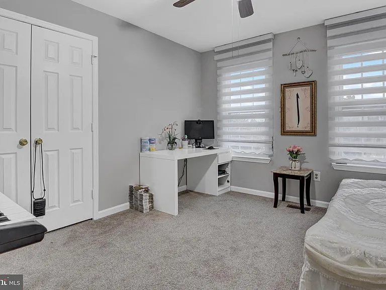 320 Kalorama Rd — Photo 13