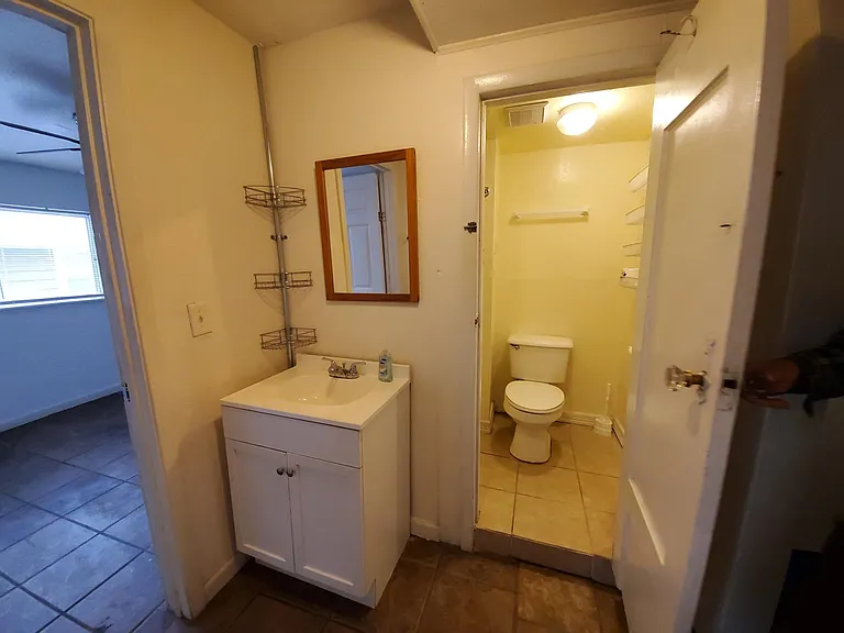 2810 Monterey St #3 — Photo 6