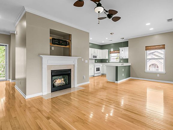 3rd image of 2329 Tall Sail Dr #704D
