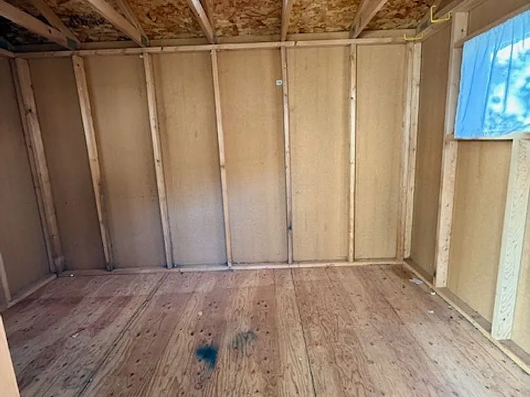 2082 NE Veronica Ln — Photo 27