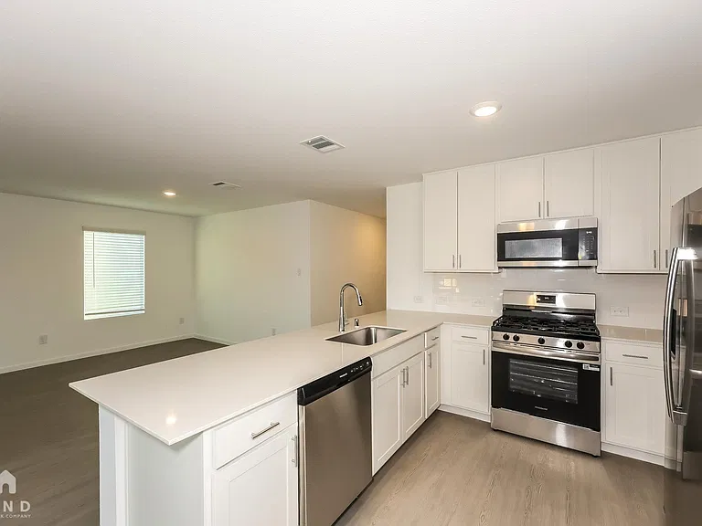 30 West Luxury Rental Homes — Photo 372