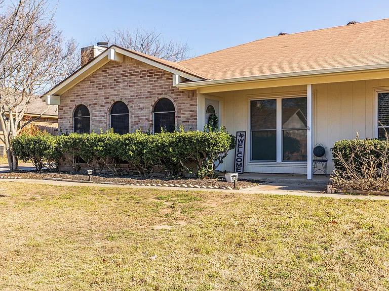 2918 Clover Ln — Photo 27