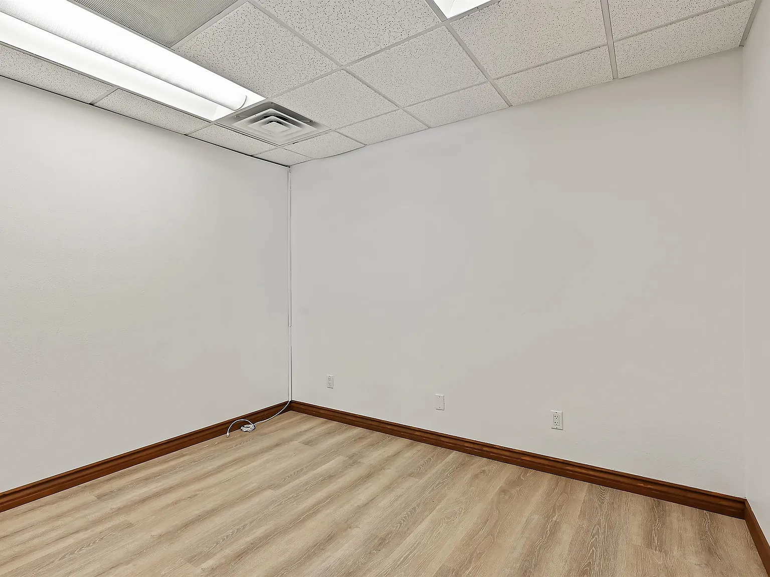 3430 Fifth Avenue - Suite 3 — Photo 3