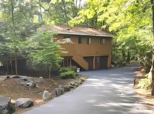 63 Pebble Path, Rock Hill, NY 12775