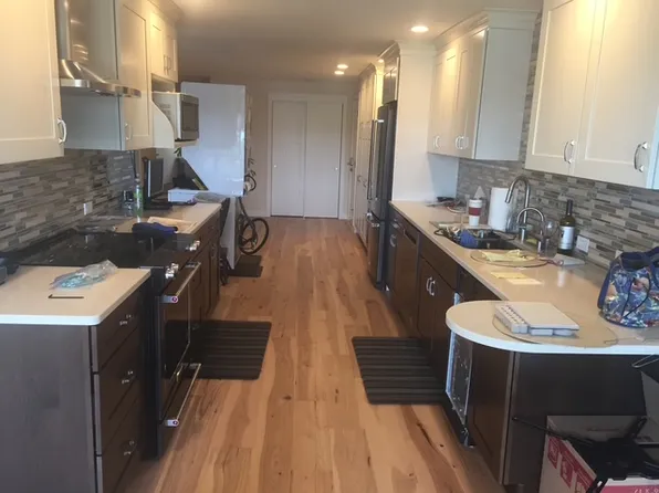 900 E Bay Dr NE, Olympia, WA 98506
