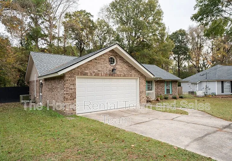428 Floyd Cir — Photo 4