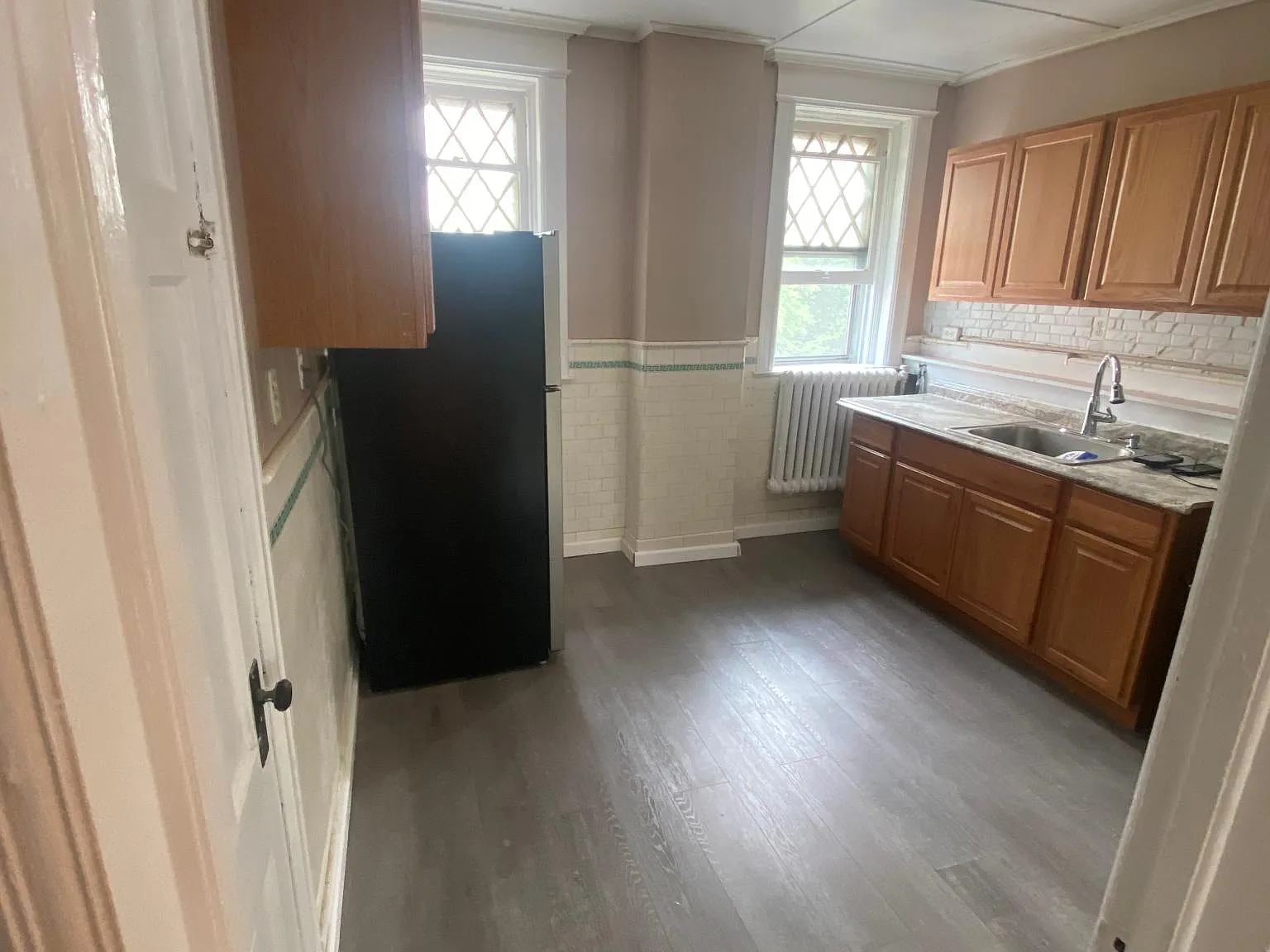 2 bed, 900 sqft, $1,300 — Photo 3