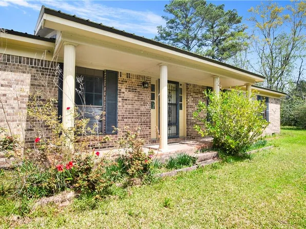 950 Red Fox Rd W, Mount Vernon, AL 36560