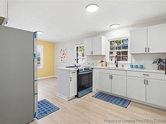 2nd image of 425 Ralph St