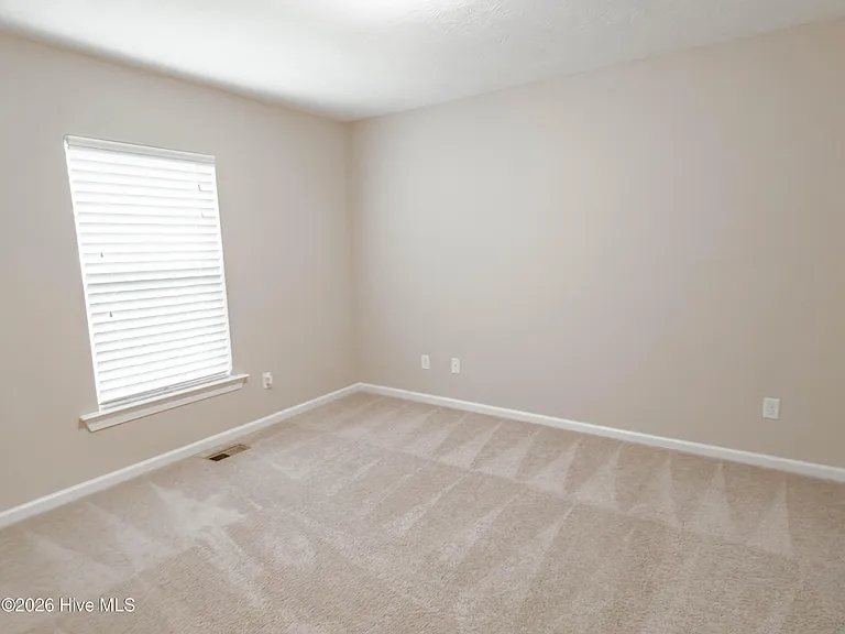 1945 Kenlock Dr — Photo 19