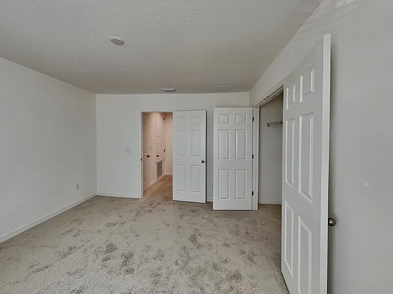 1615 Cloudy Ct — Photo 17