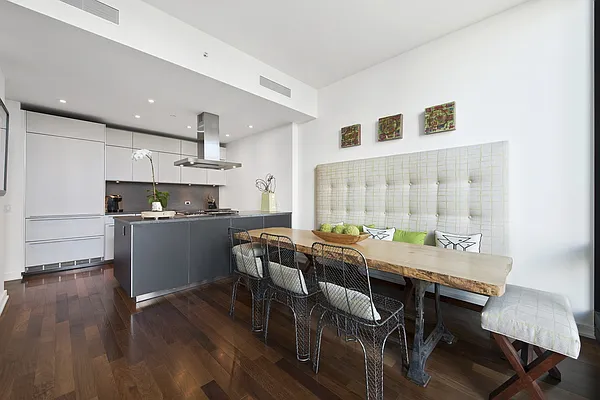 Rented by Nest Seekers International | media 31