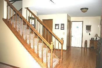 2nd image of 302 Cambridge Ln