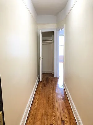 Rented by Lang Realty LLC | media 6