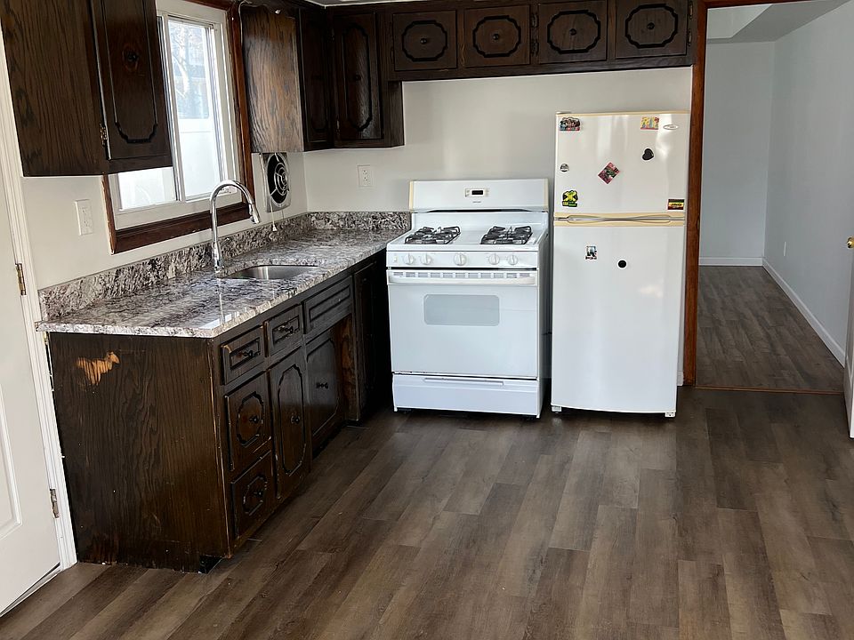 1st image of 52 Cameron Ave #1