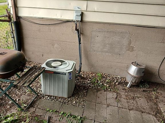 4th image of 2614 173rd St