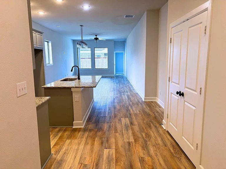3145 Wind Knot Way — Photo 4