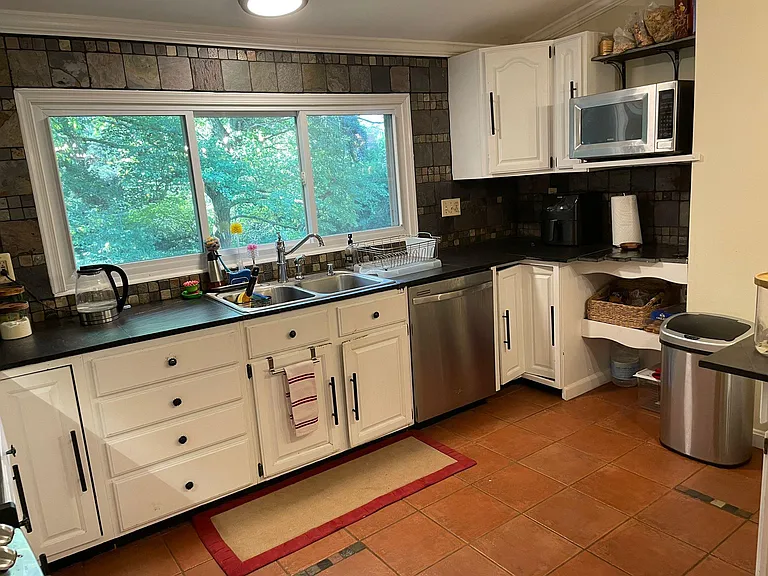 1633 Wrightson Dr — Photo 37