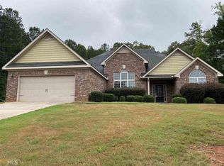 129 Cainbridge Park Dr, Newnan, GA