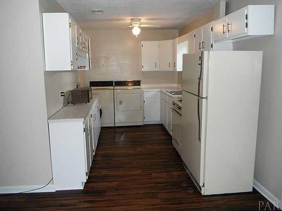 5th image of 130 Shadowlawn Ave