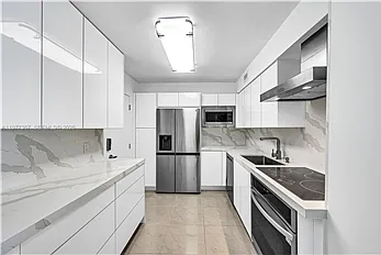 6770 Indian Creek Dr #70 — Photo 12