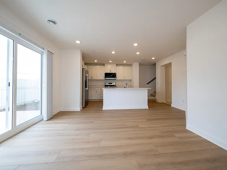 15004 Ahena Curv — Photo 4