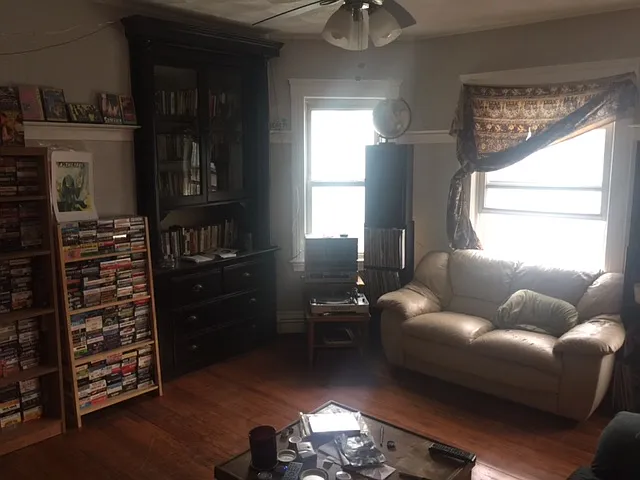 87 Easton St #1A — Photo 7
