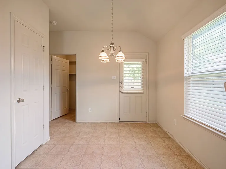 100 Azurite Dr — Photo 10