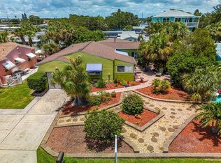 15941 1st St E, Redington Beach, FL 33708