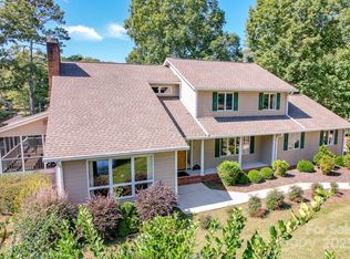 54 Cove Crest Dr, Taylorsville, NC 28681