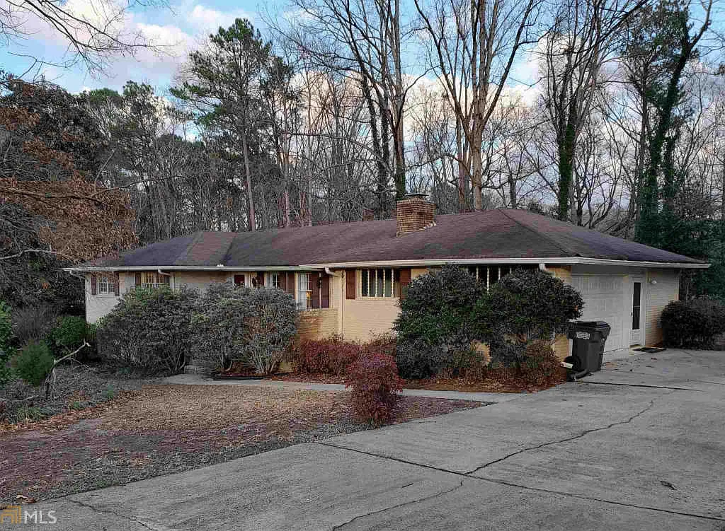 430 Burke Cir photo 1