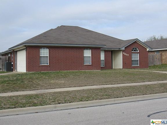 2nd image of 2807 Southwood Dr