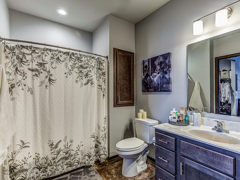 Clearpoint Apartments — Photo 16