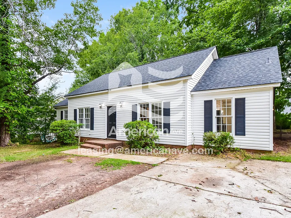 224 Holmsbury Rd