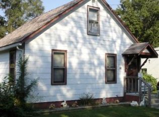 708 S Rose St, Kouts, IN 46347