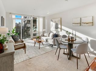 4547 8th Ave NE APT 301, Seattle, WA 98105