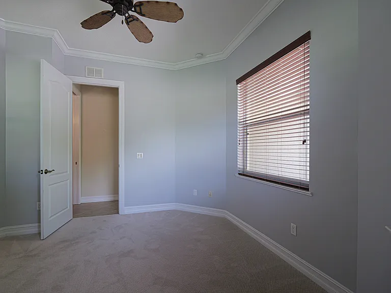 1965 Bridgepointe Cir #84 — Photo 25