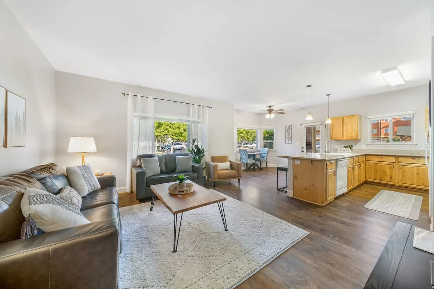 2 bed, 2.0 bath, 1496 sqft, $3,489 — Photo 1