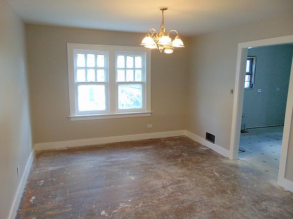 5th image of 15220 Kenton Ave