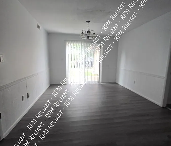 109 Sieville Ave #101 — Photo 6