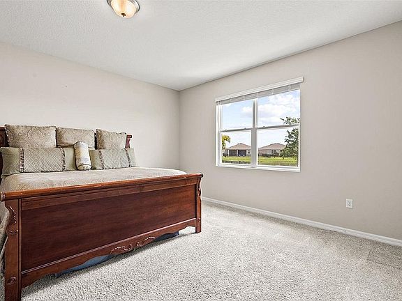 5th image of 13322 Waterleaf Garden Cir